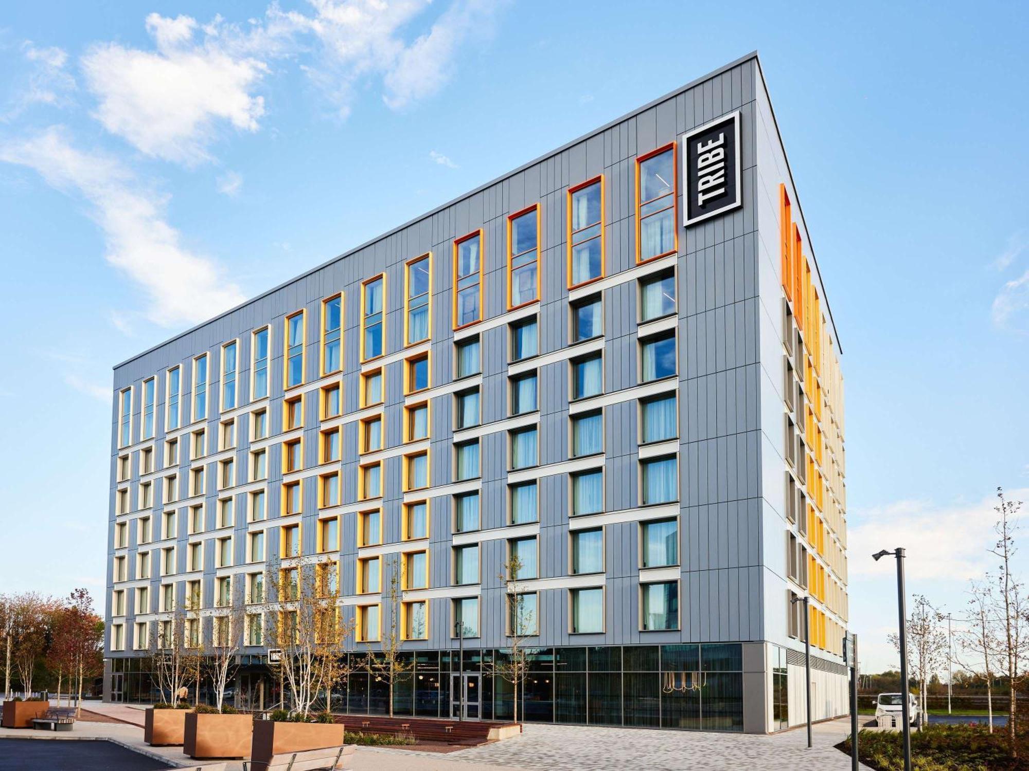 Tribe Manchester Airport By Accor เฮล ภายนอก รูปภาพ