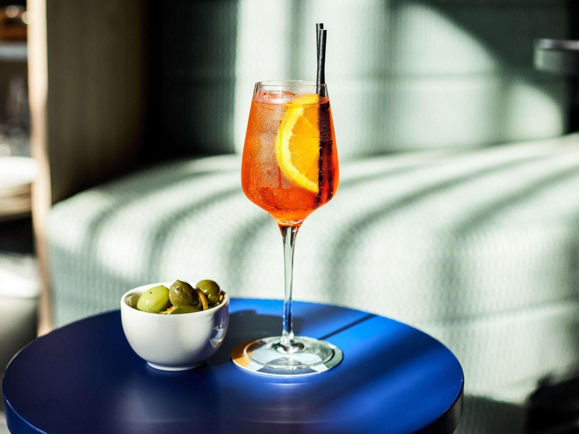 Tribe Manchester Airport By Accor เฮล ภายนอก รูปภาพ