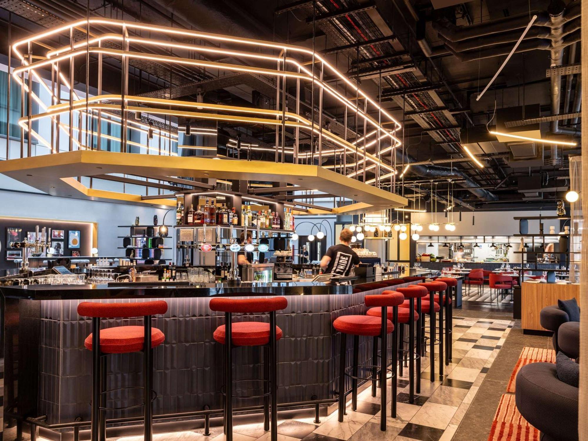 Tribe Manchester Airport By Accor เฮล ภายนอก รูปภาพ