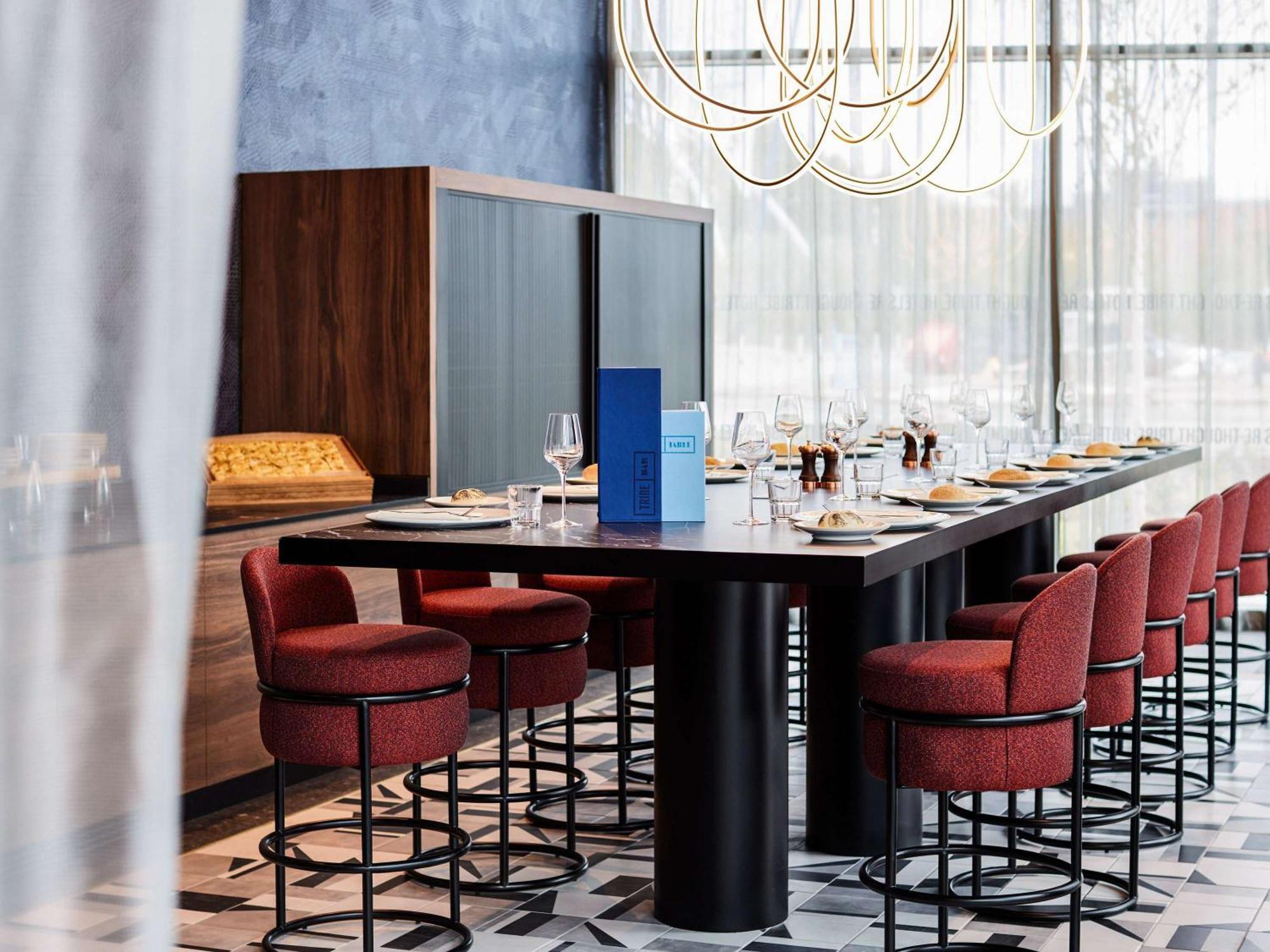 Tribe Manchester Airport By Accor เฮล ภายนอก รูปภาพ