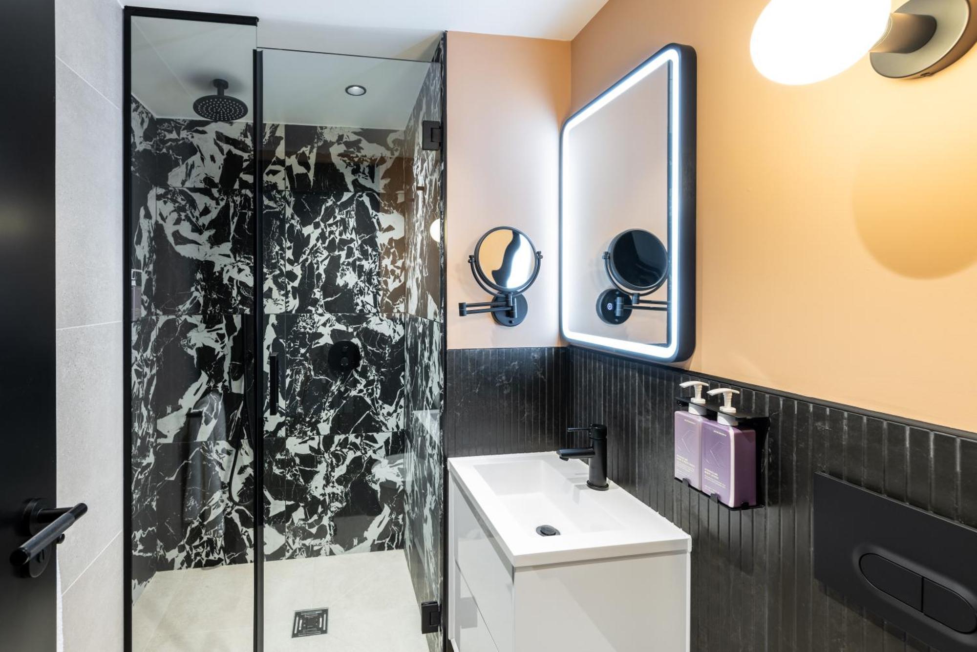 Tribe Manchester Airport By Accor เฮล ภายนอก รูปภาพ