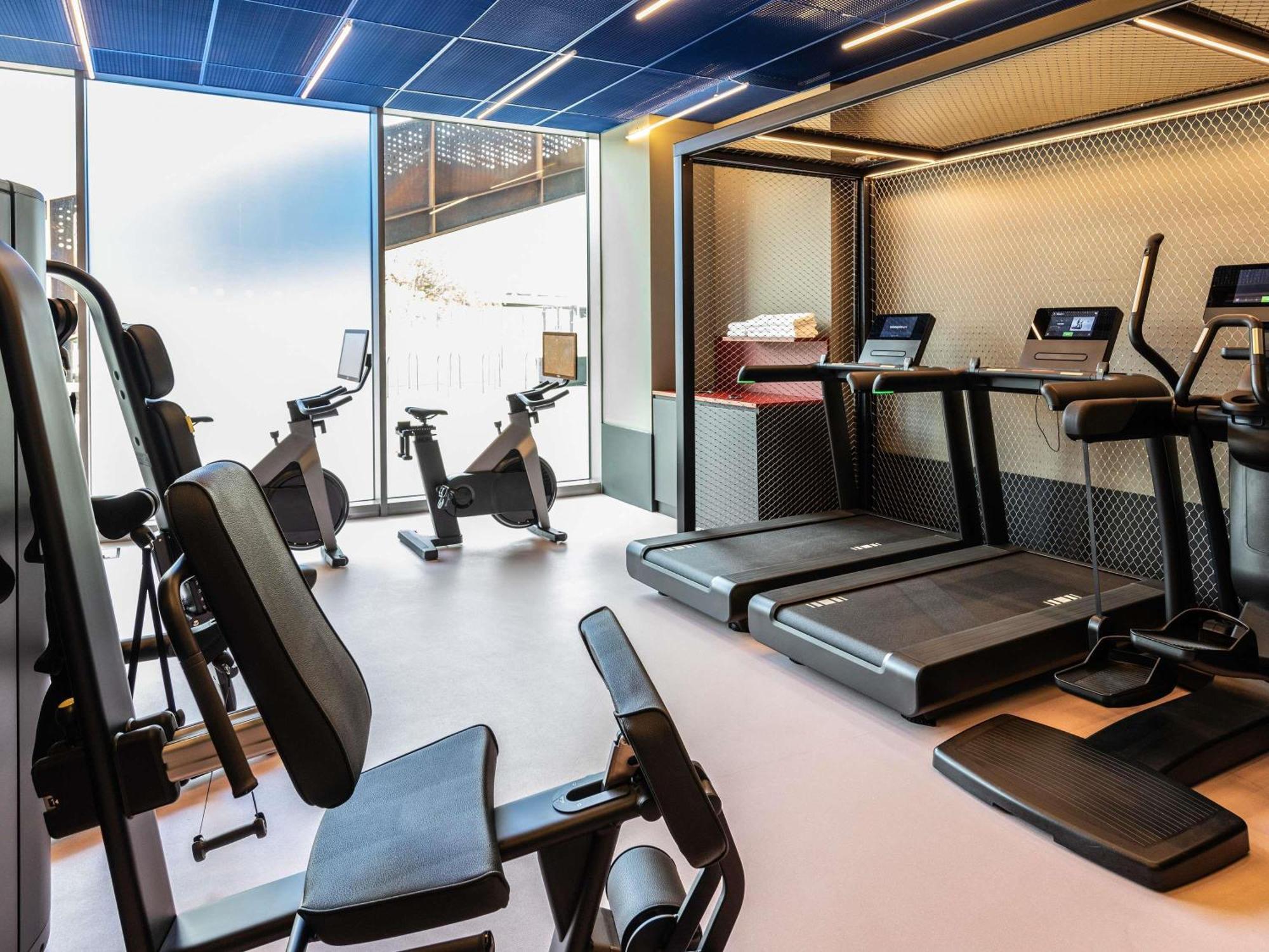 Tribe Manchester Airport By Accor เฮล ภายนอก รูปภาพ